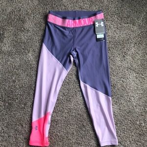Under Armour youth Capri workout leggings